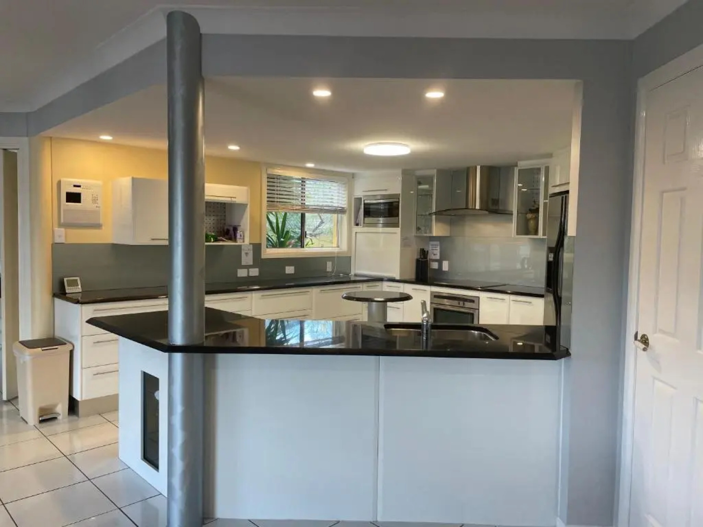 SPECTACULAR WATERFRONT Canal Home, BRIBIE ISLAND