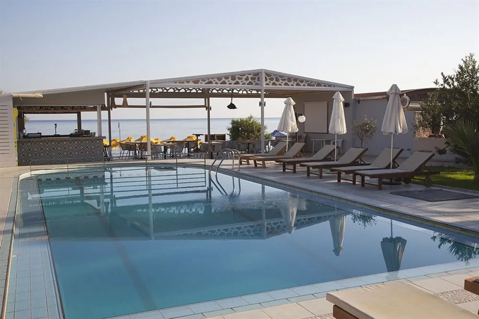 Tropicana Beach Hotel