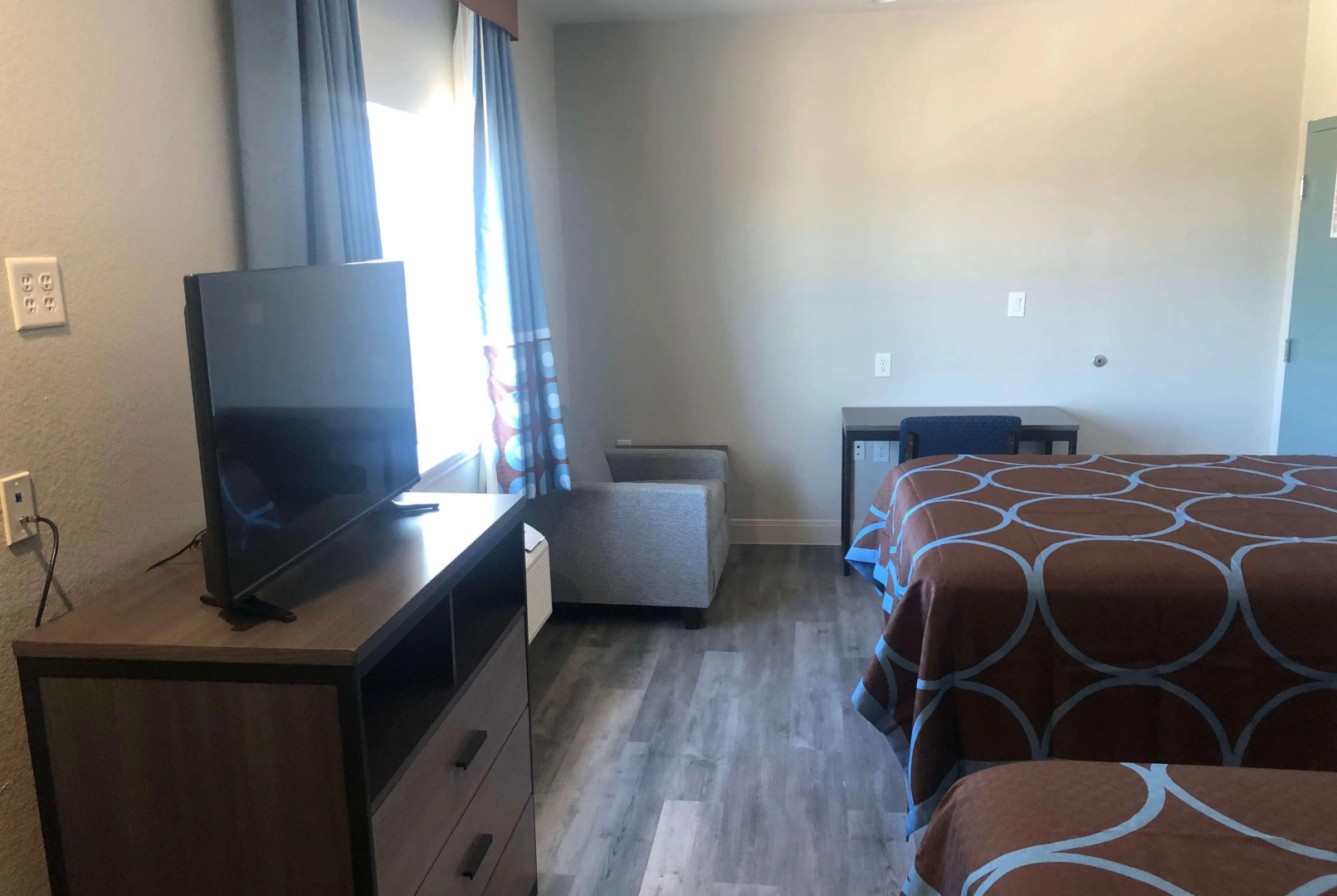 Hotel Blue Spring