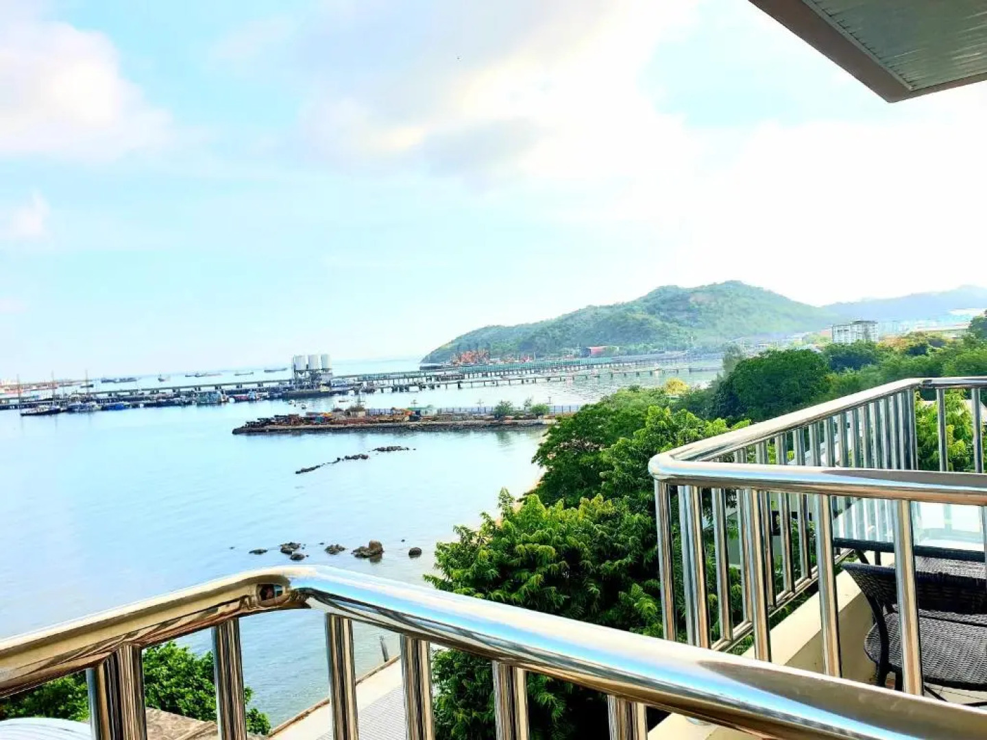 โรงแรม ชาโตว์วิสต้า