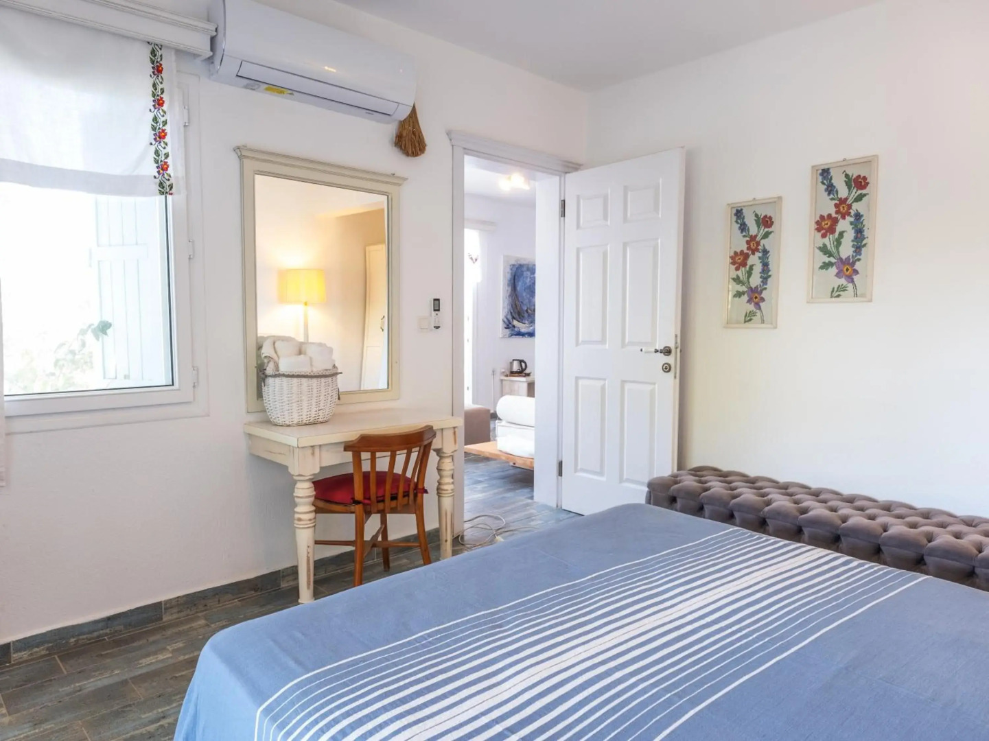 Kefi Beach and Suites