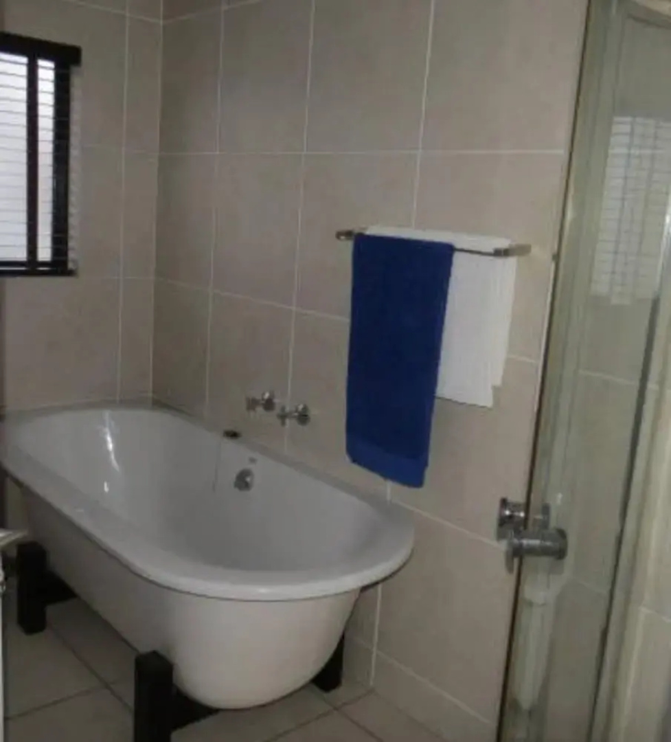 Modern Executive Penthouse All Amenities