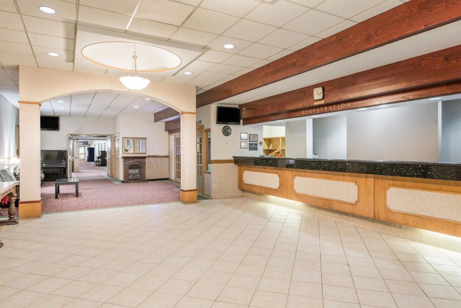 Howard Johnson Hotel Kitchener