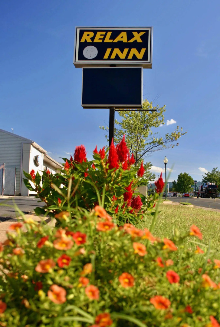 Relax Inn Motel