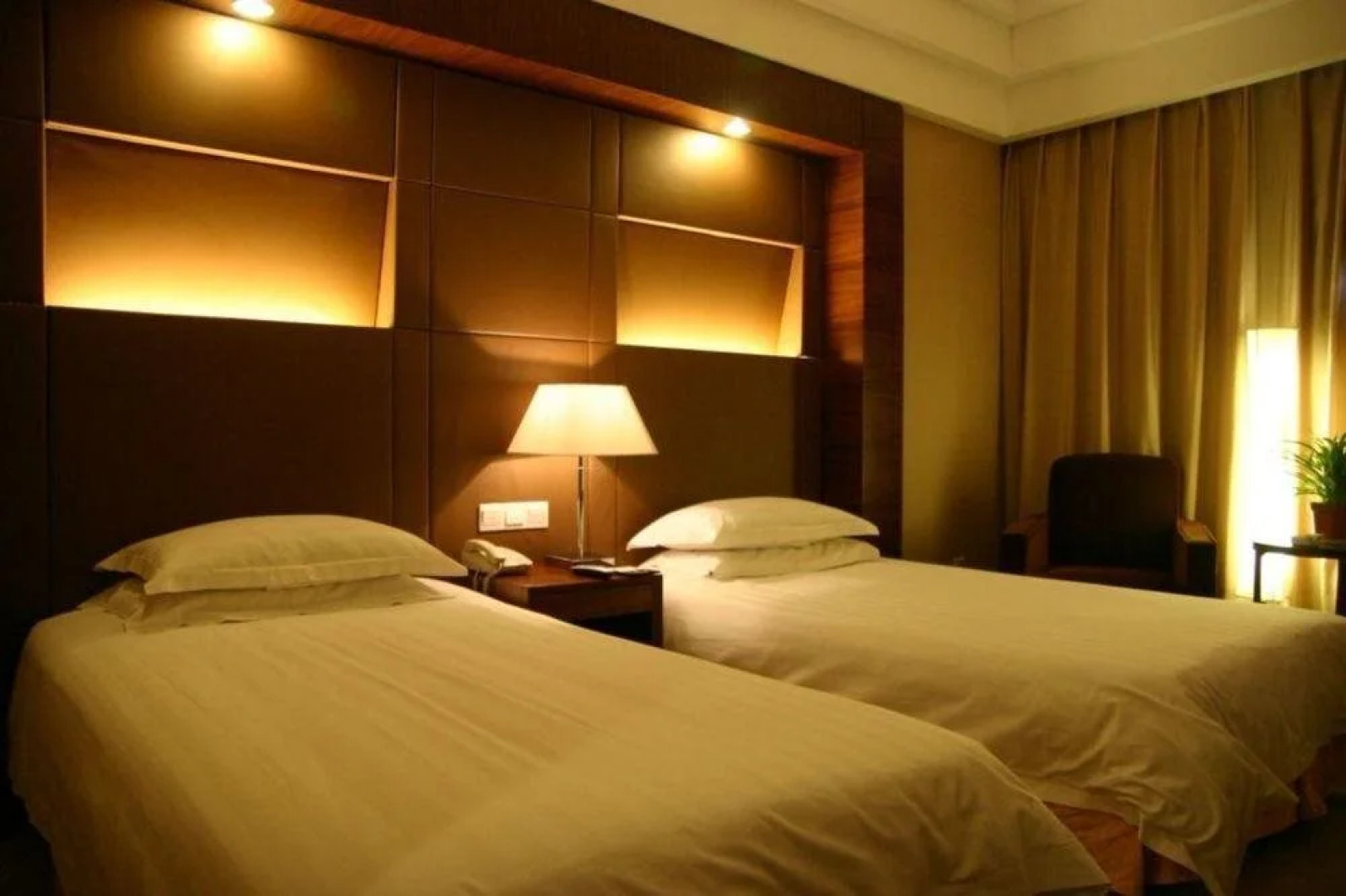 Garden International Hotel Yangzhou