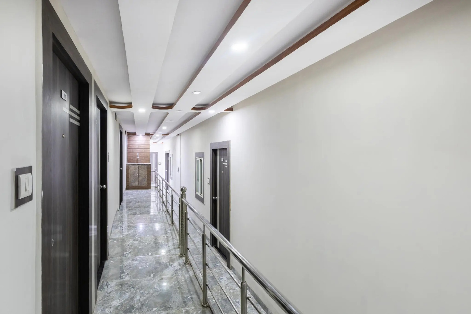 OYO 45301 Hotel Om Palace