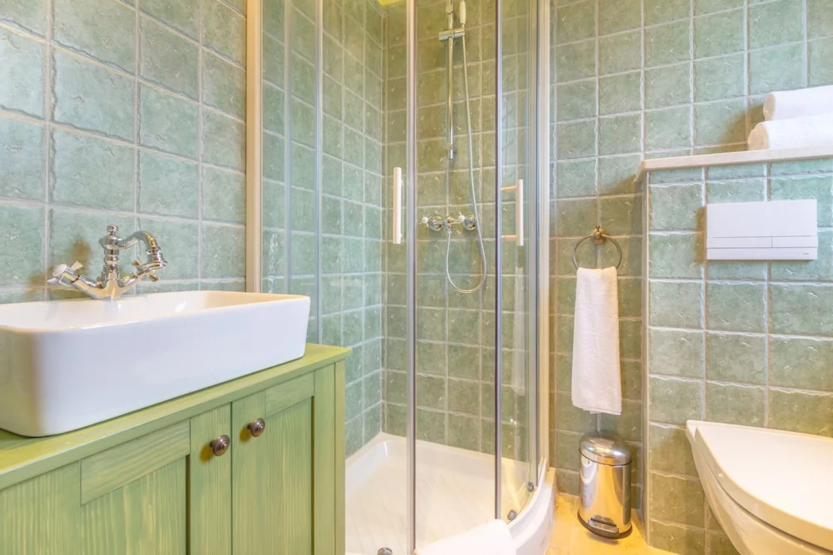 Luxury Villas Kras Ladies