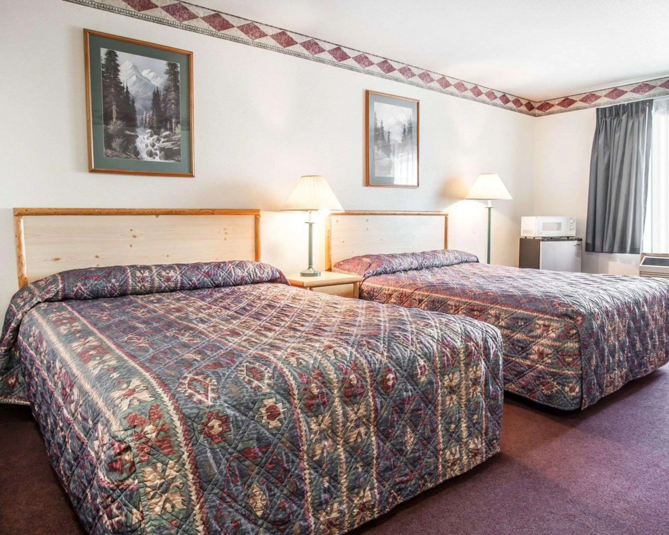 Rodeway Inn & Suites