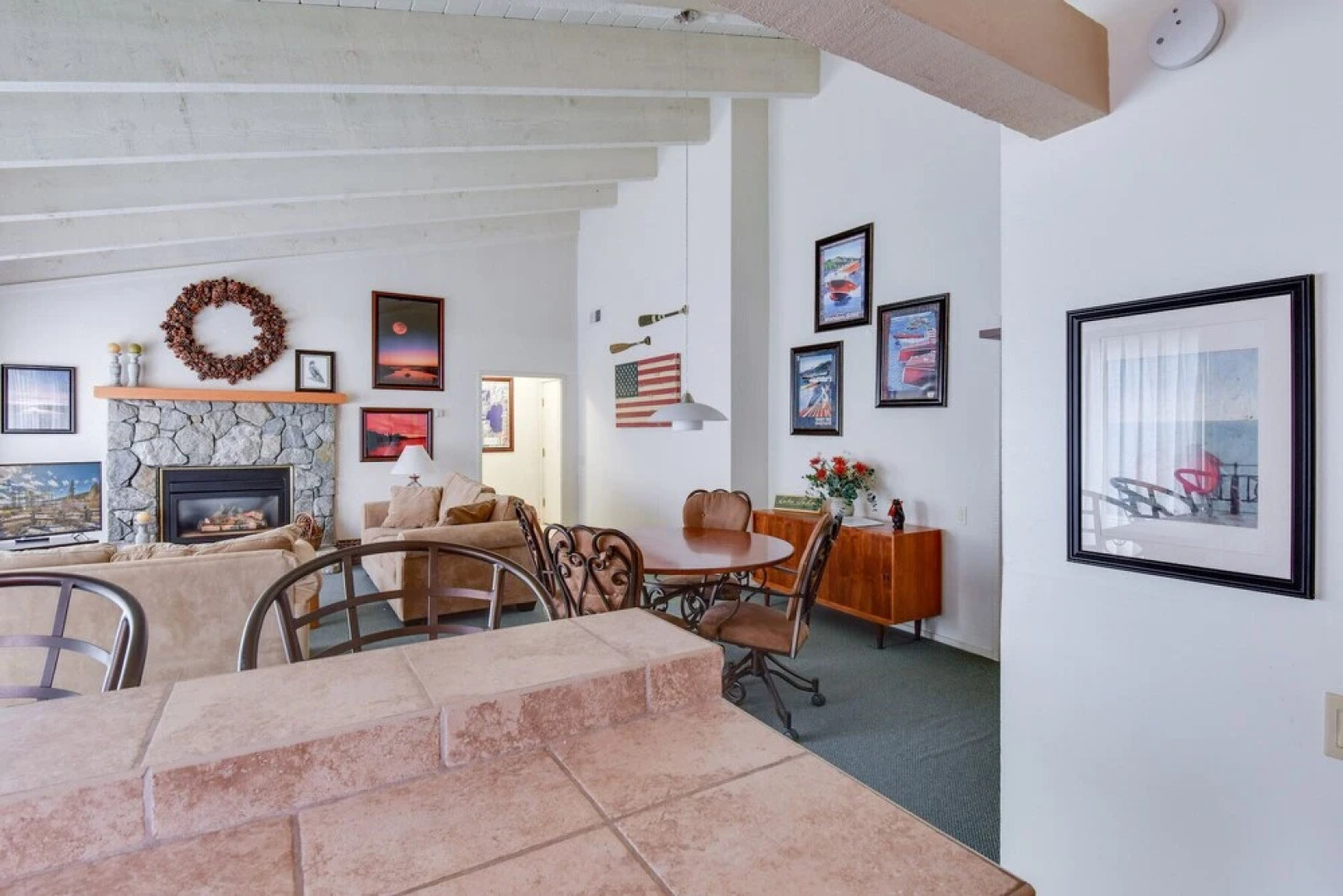 Waters Edge Jewel w/ Lake Views HOA Access!