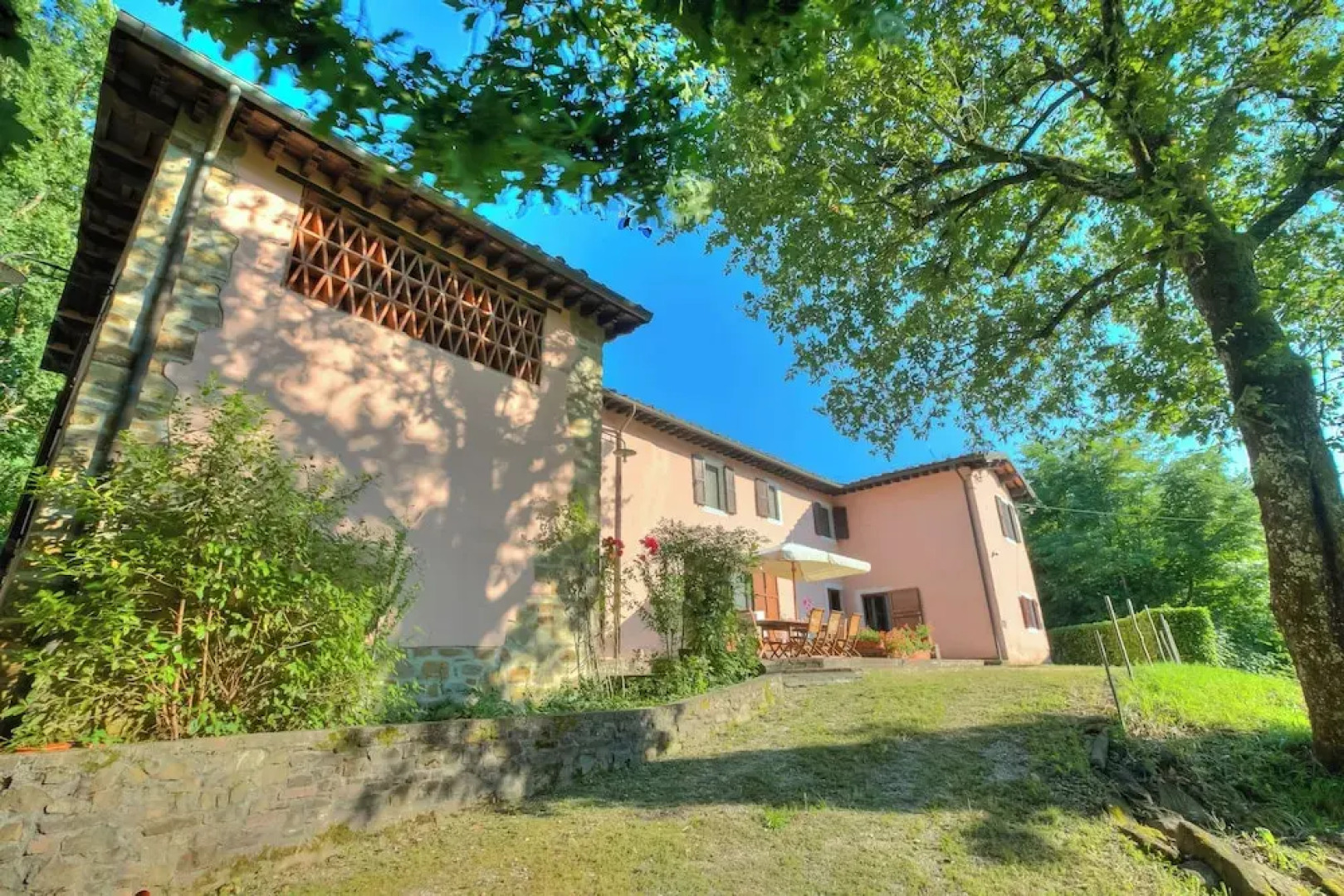 Comfortable Home Romeo Among Greenery