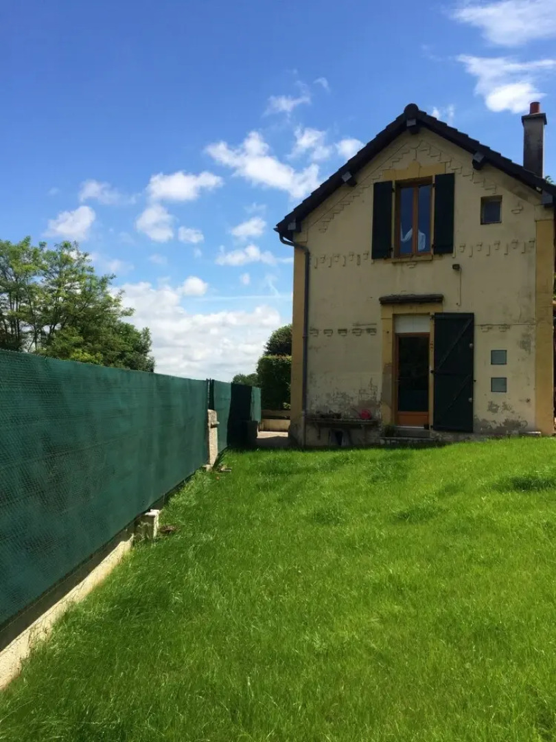 Tamaris Corner House