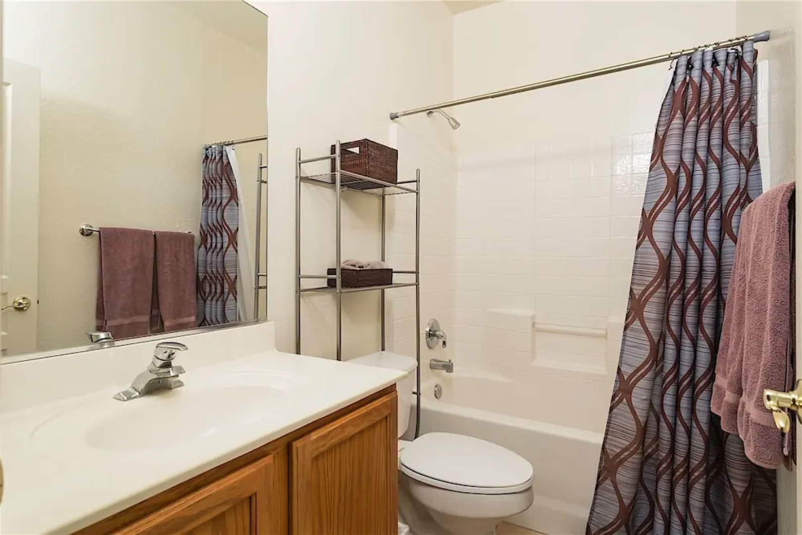 Hibiscus Haven 3 BR by Casago