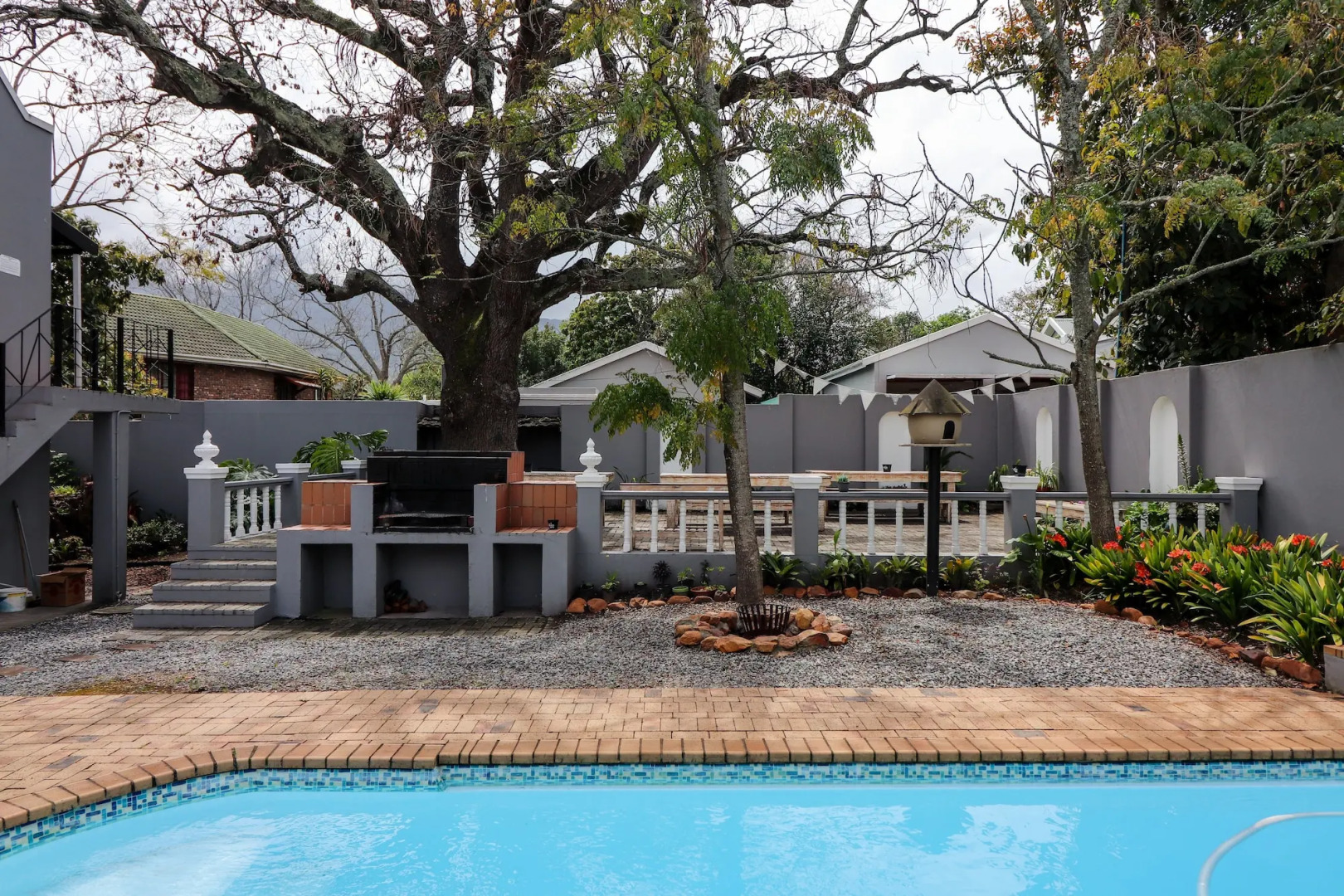 George Lodge International