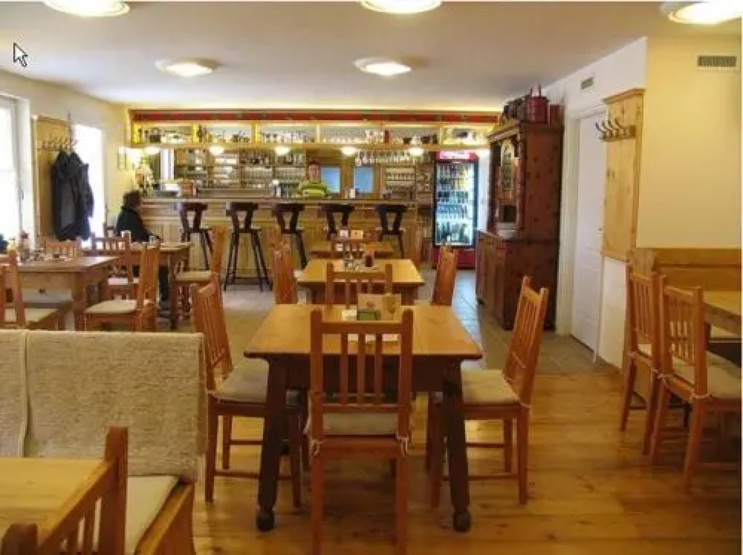 Bordó Hordó Fogadó