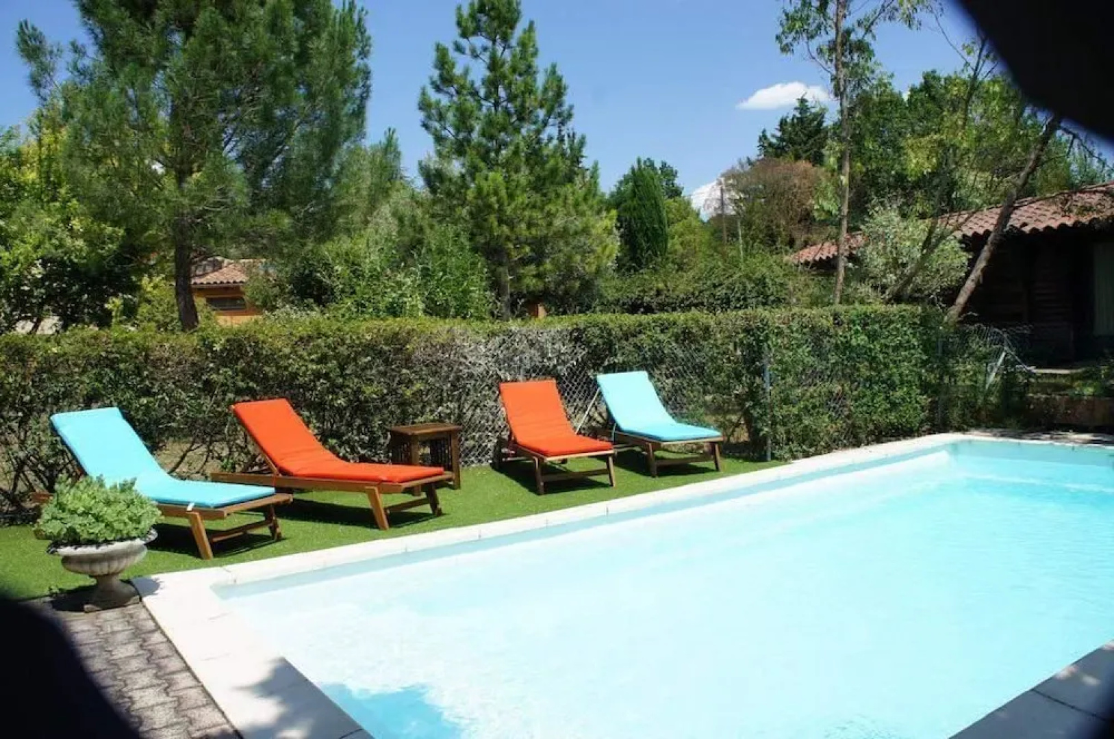 Grand Travers - Location vacances avec piscine proche d'Uzès - Gard -