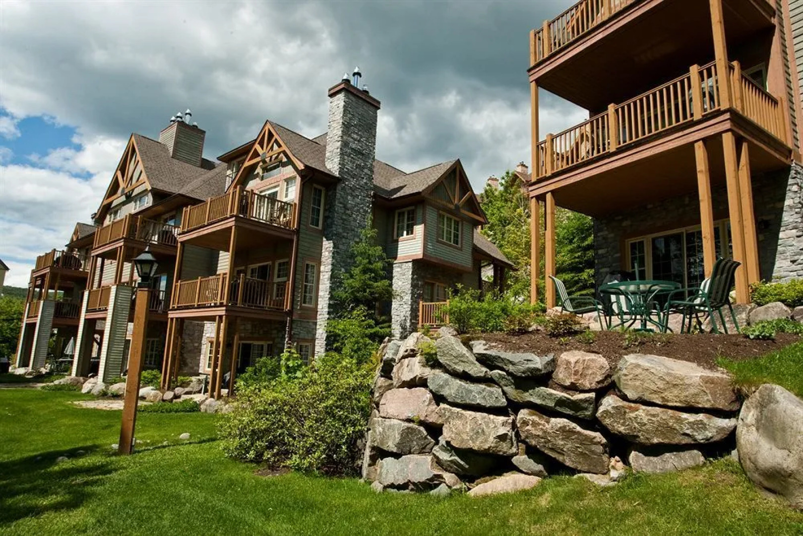 Les Falaises - Tremblant Sunstar