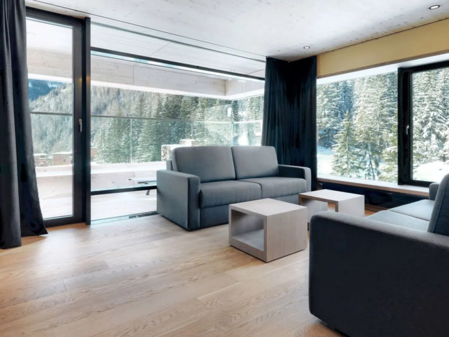 Gradonna Mountain Resort (KAX101)