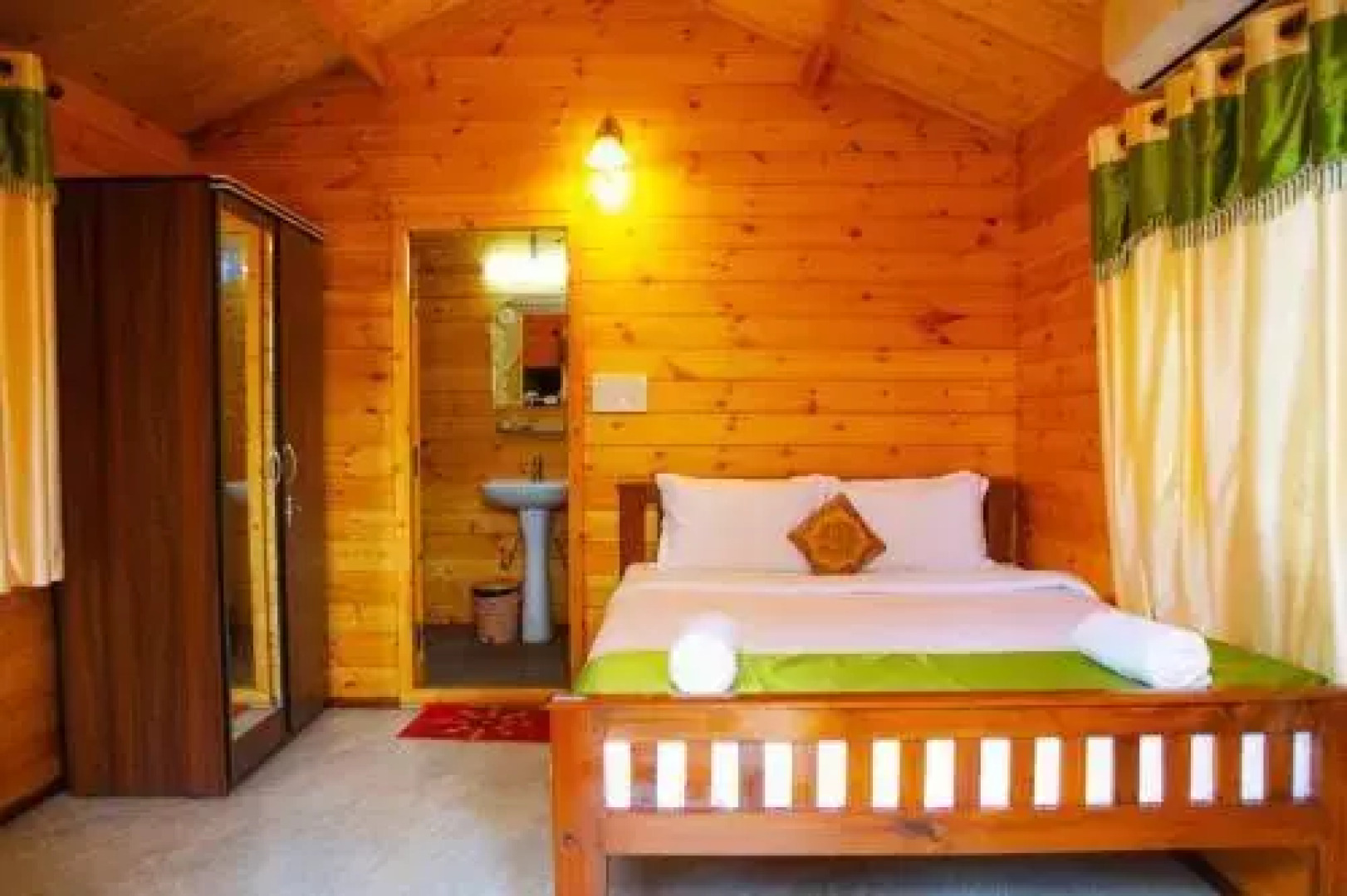 Chrisha's Beach Resort