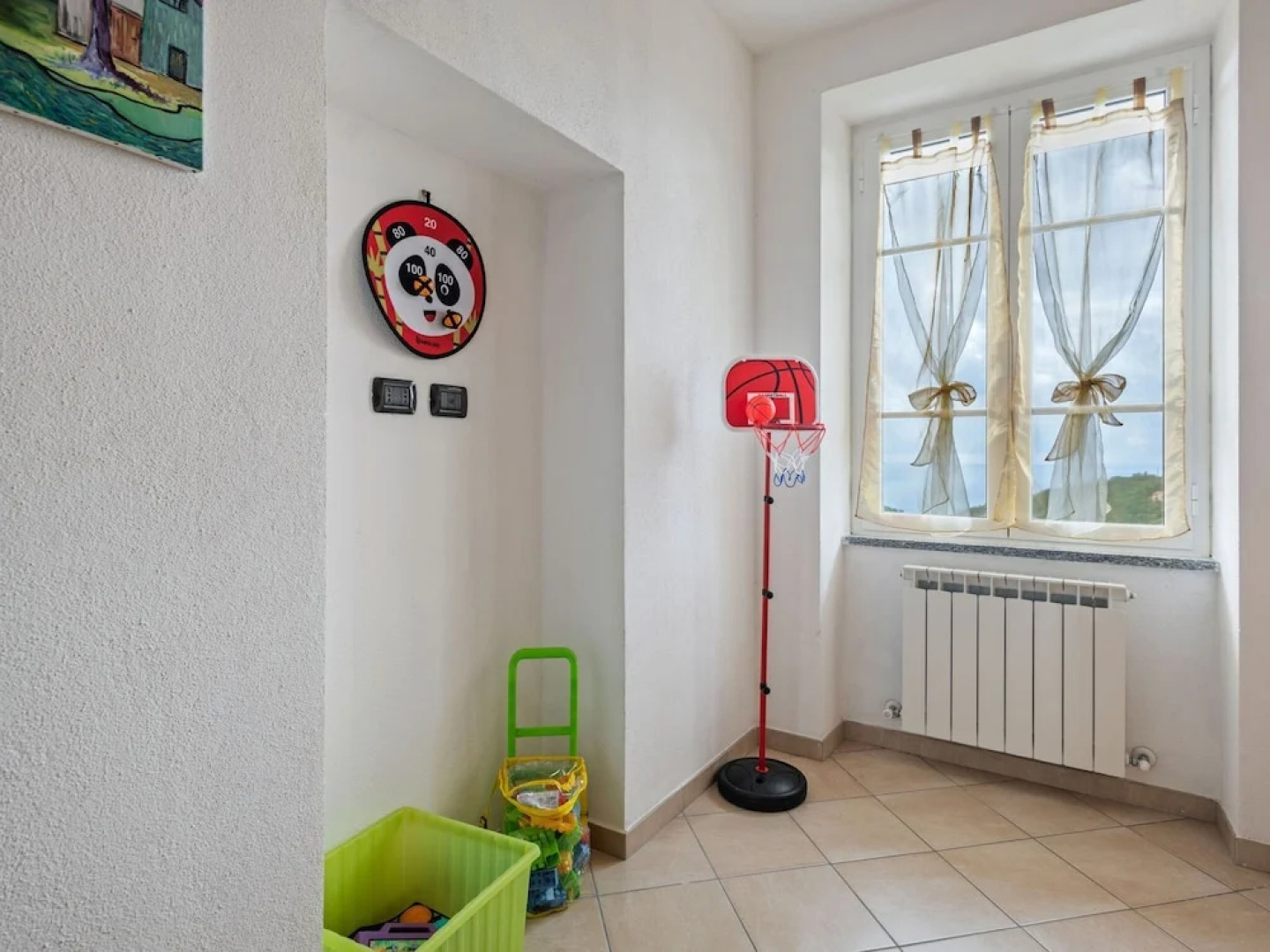 Traditional Holiday Home in Moneglia With Private Terrace