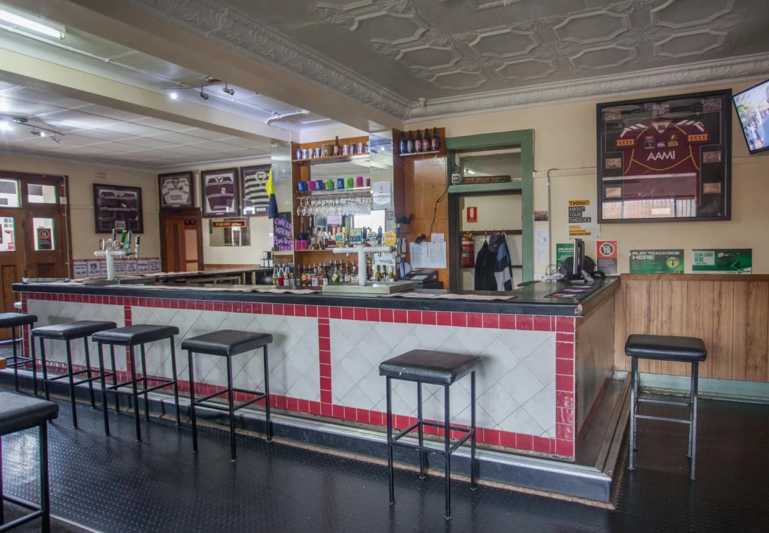 Light Horse Hotel Murrumburrah