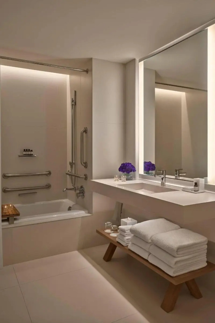 The West Hollywood EDITION