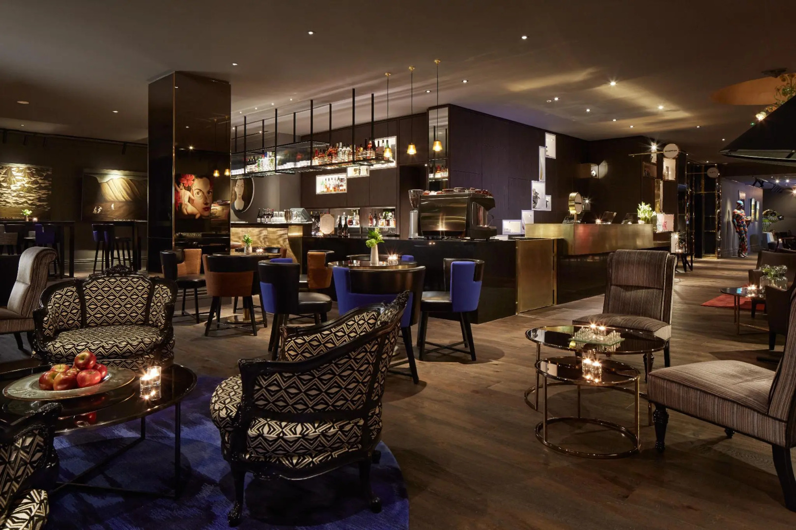 Museum Apartment Hotel, Independent Collection by EVT