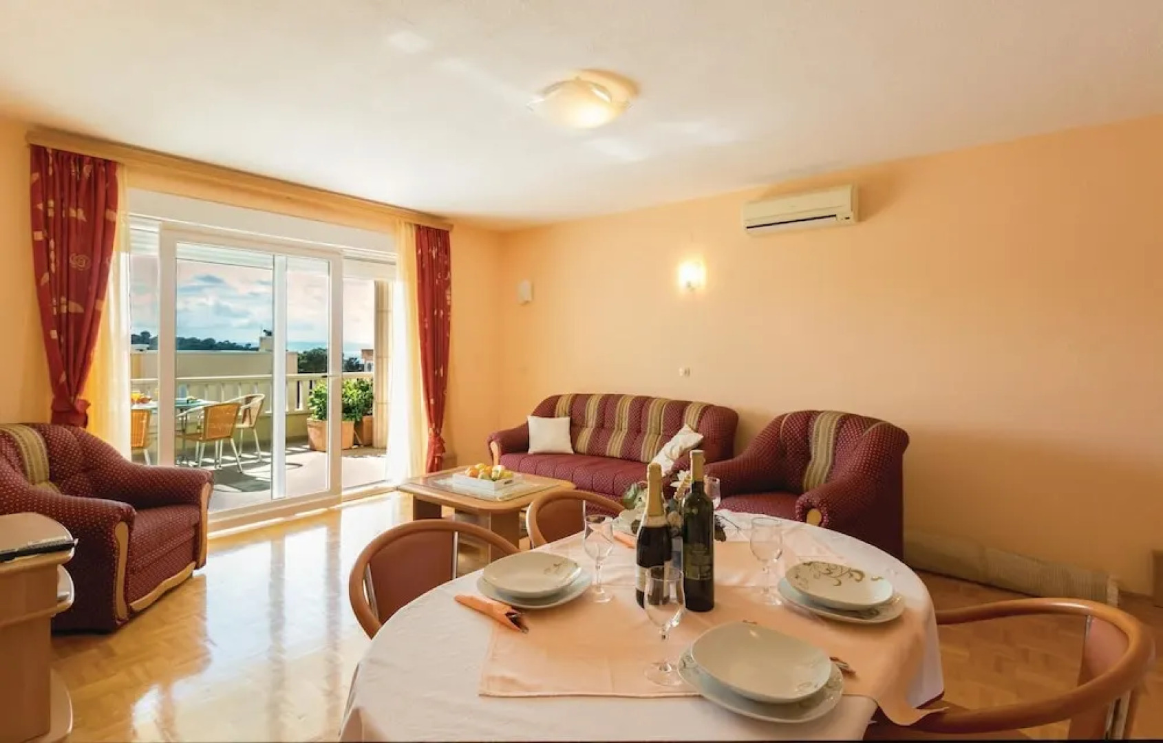 Awesome Home in Makarska With Wifi and 1 Bedrooms