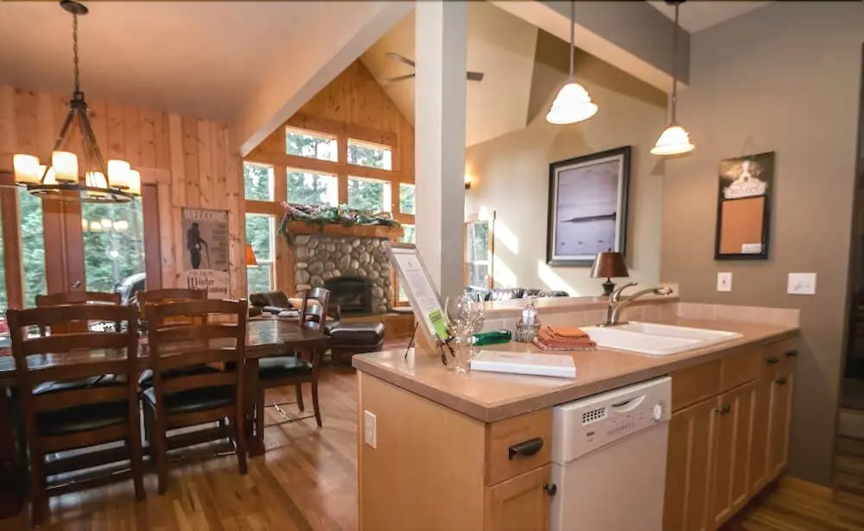 Meadow Wood Lodge in Shugart Flats