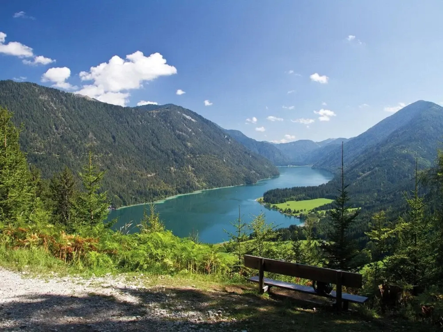 Spacious Apartment in Hermagor near Nassfeld-Pressegger