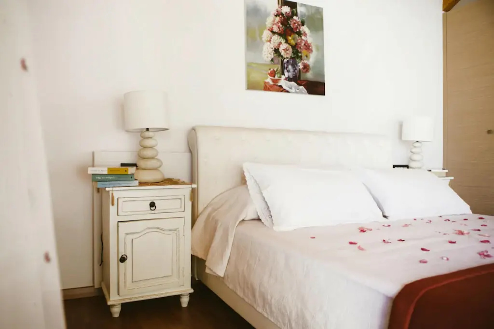 Semi-detached house, Lardos