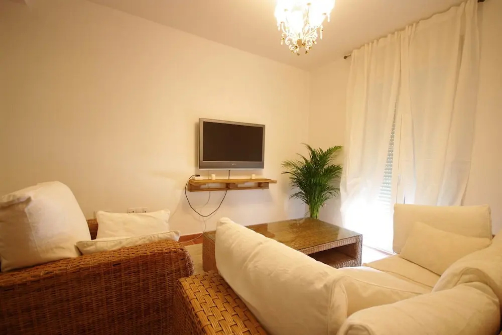 Livingtarifa - Bonito Apartamento en Facinas