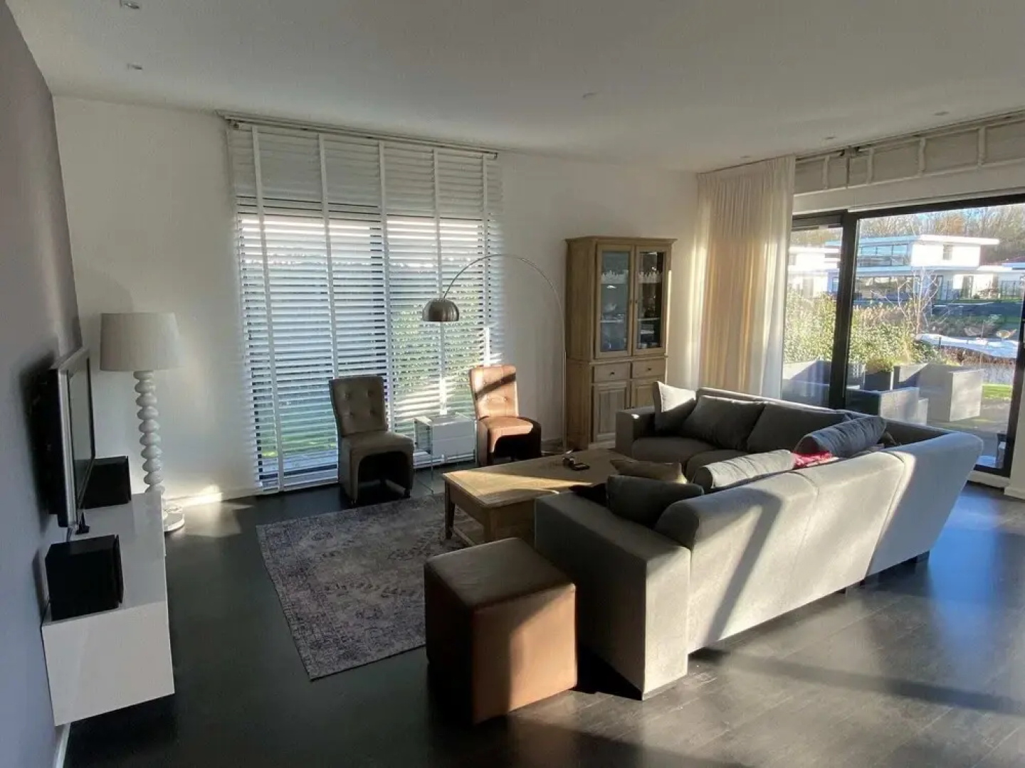 Holiday Home in Harderwijk Near Serene Lake