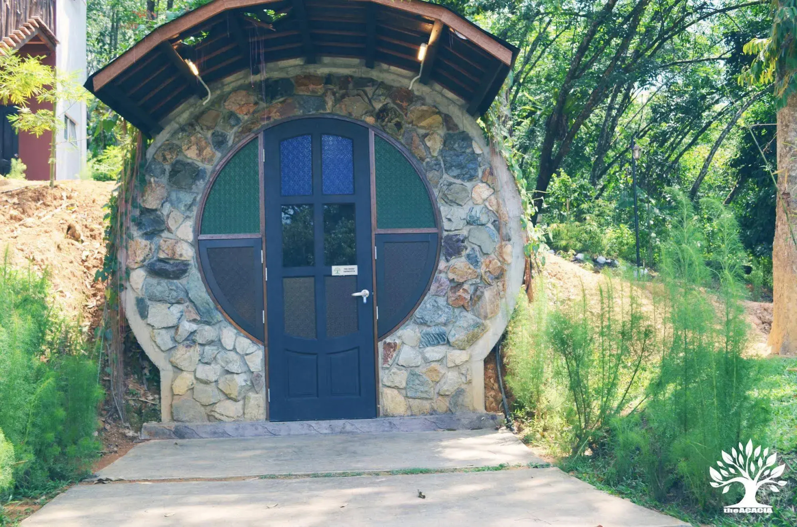 The Acacia Retreat