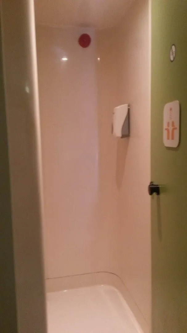 Hotelf1 Nîmes Est Marguerittes