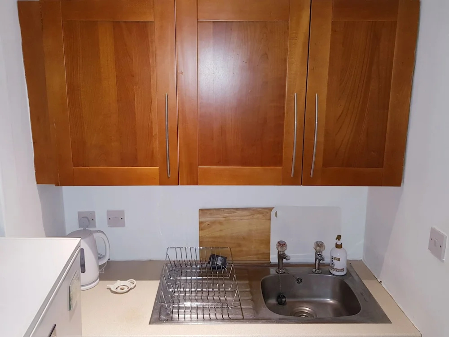2 Bed Flat - Sleeps 4 - Parking - Wifi