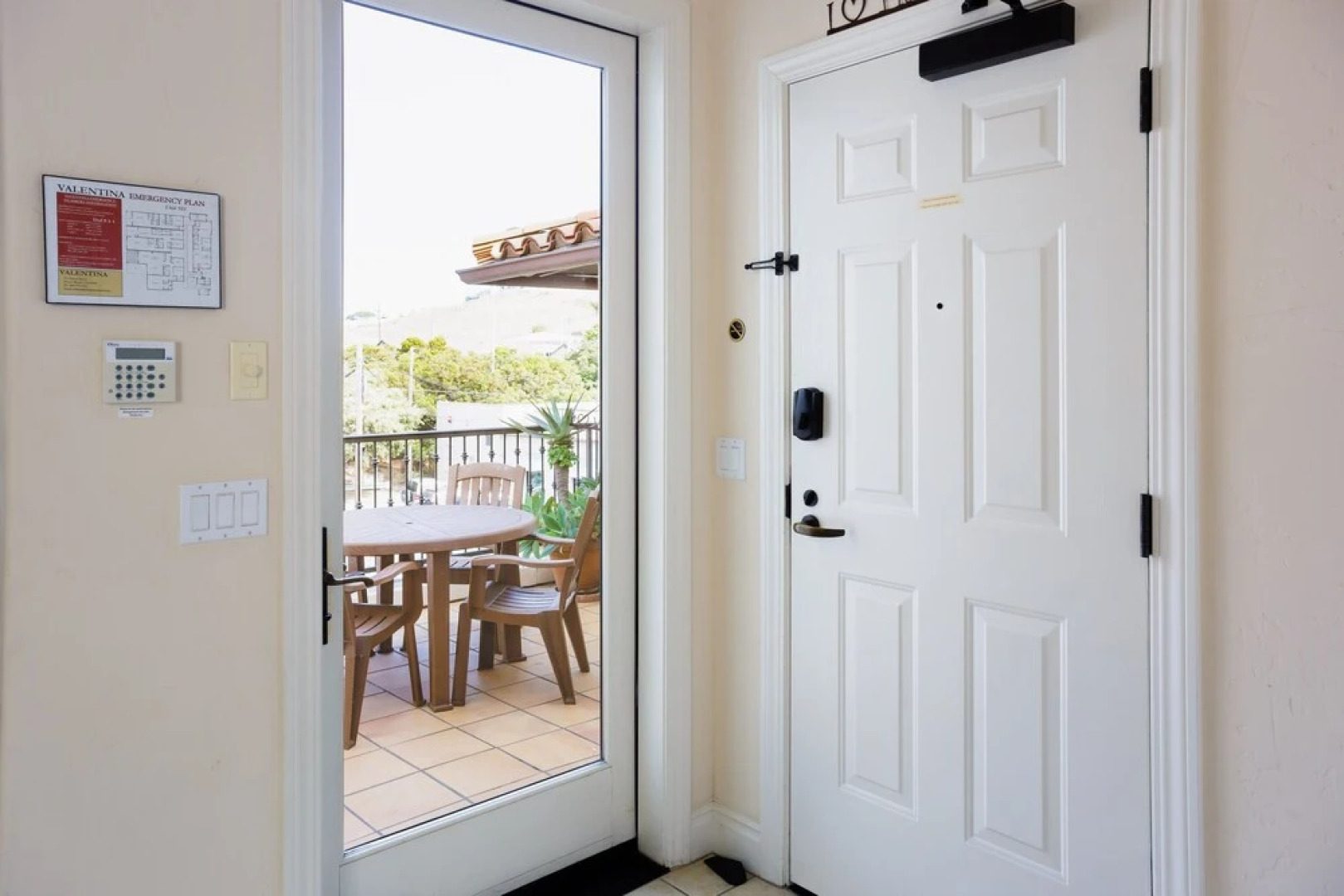 Valentina #501 2 Bedroom Condo by Redawning