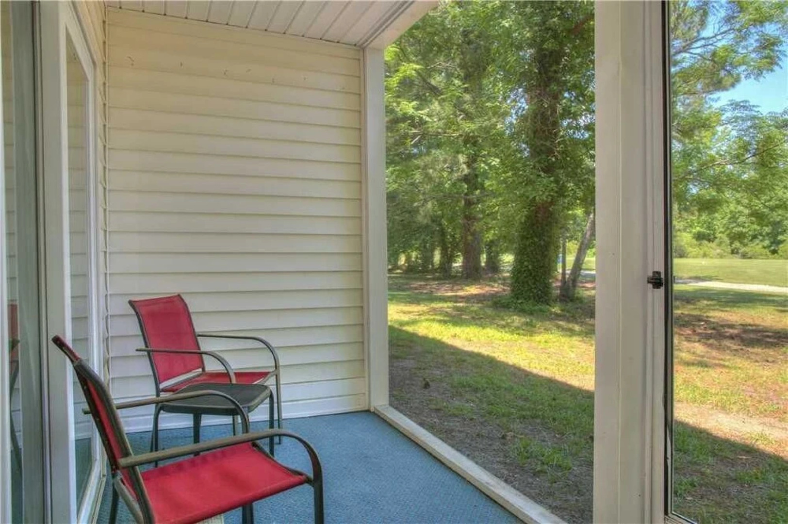 River Oaks Fairways 10-B