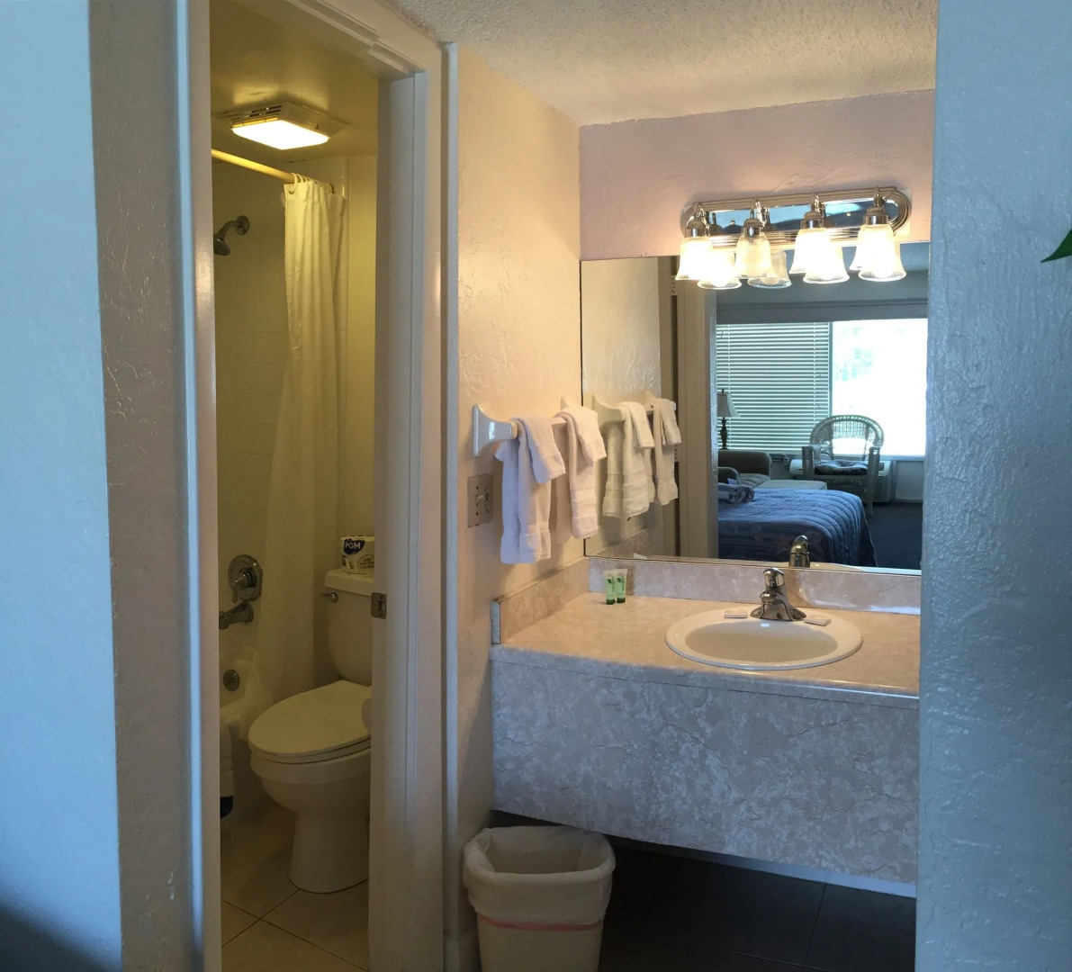 Bonita Beach Inn and Suites