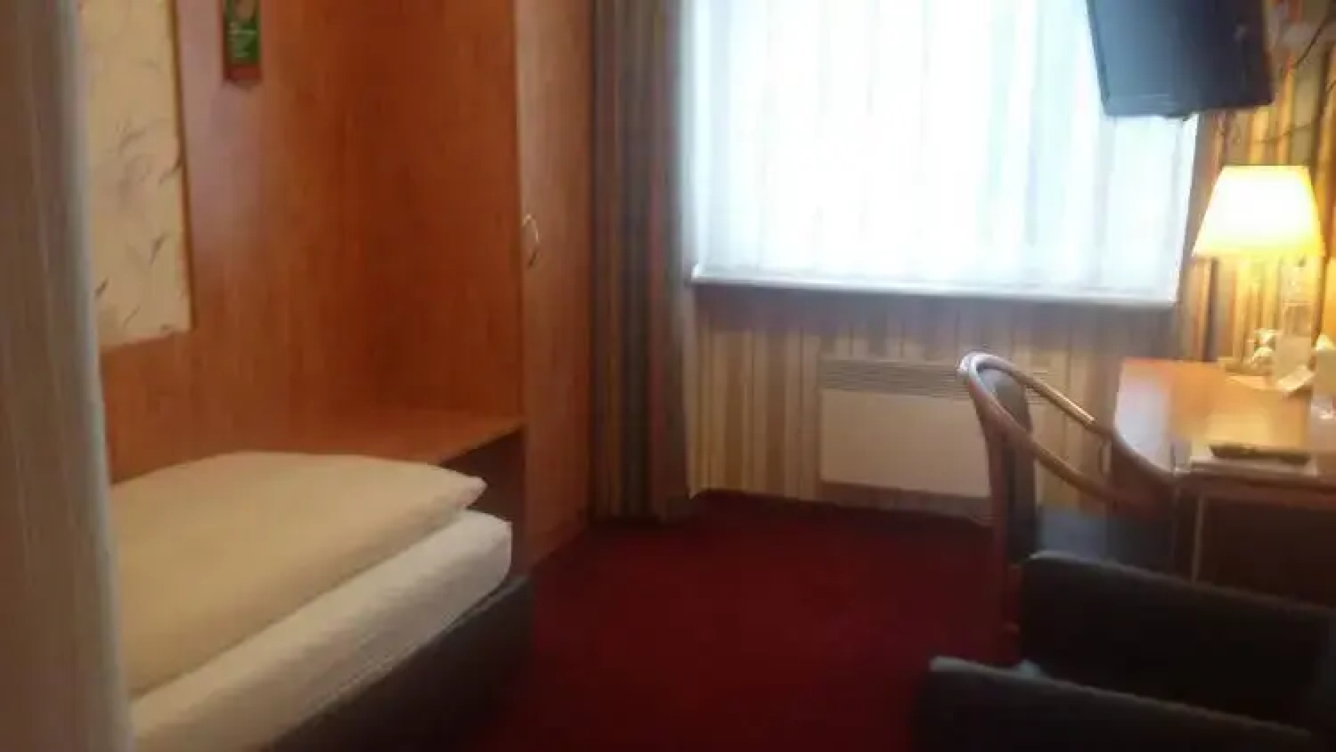 Advantage Hotel