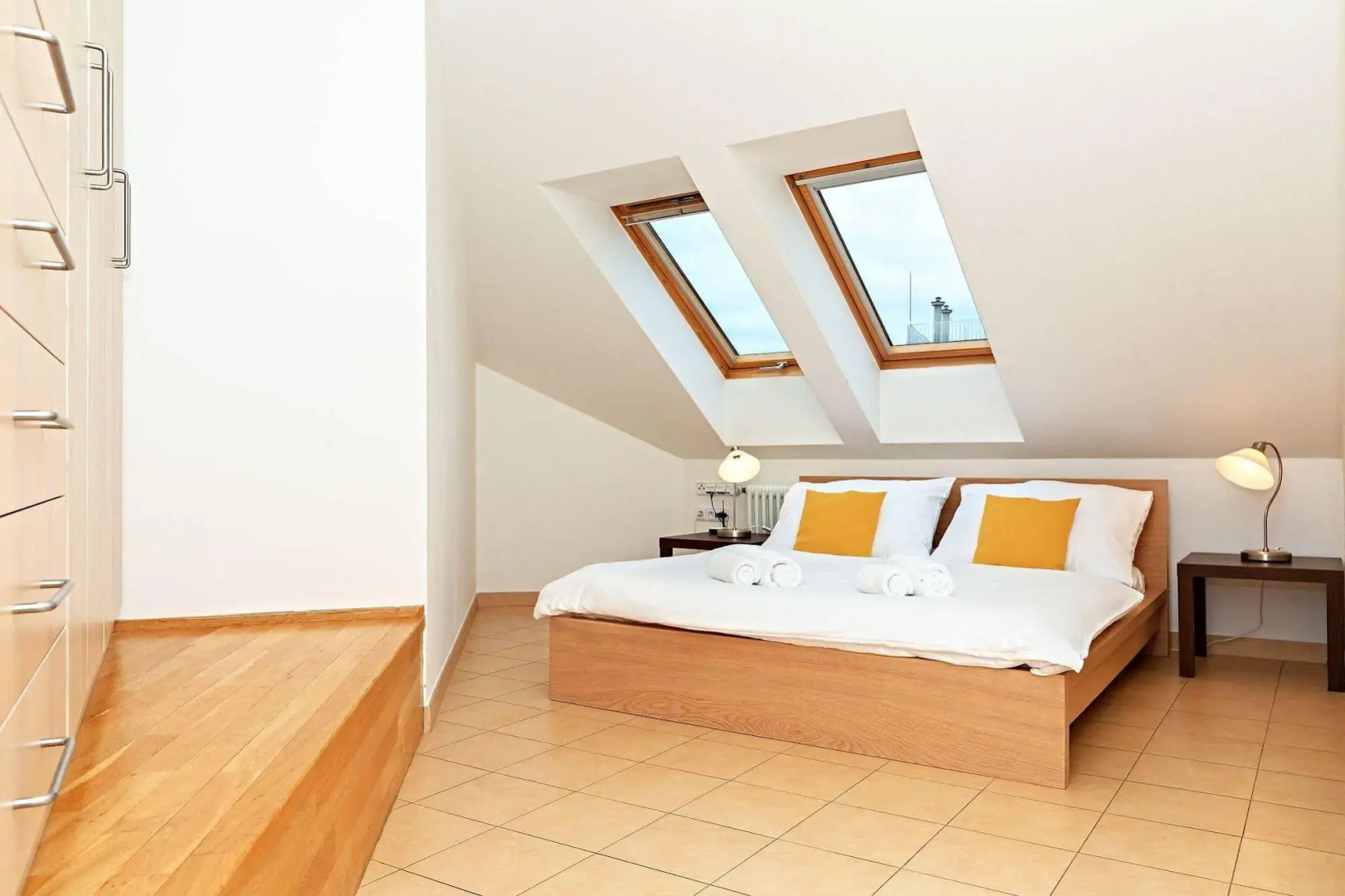 Ginosi Elema Apartel