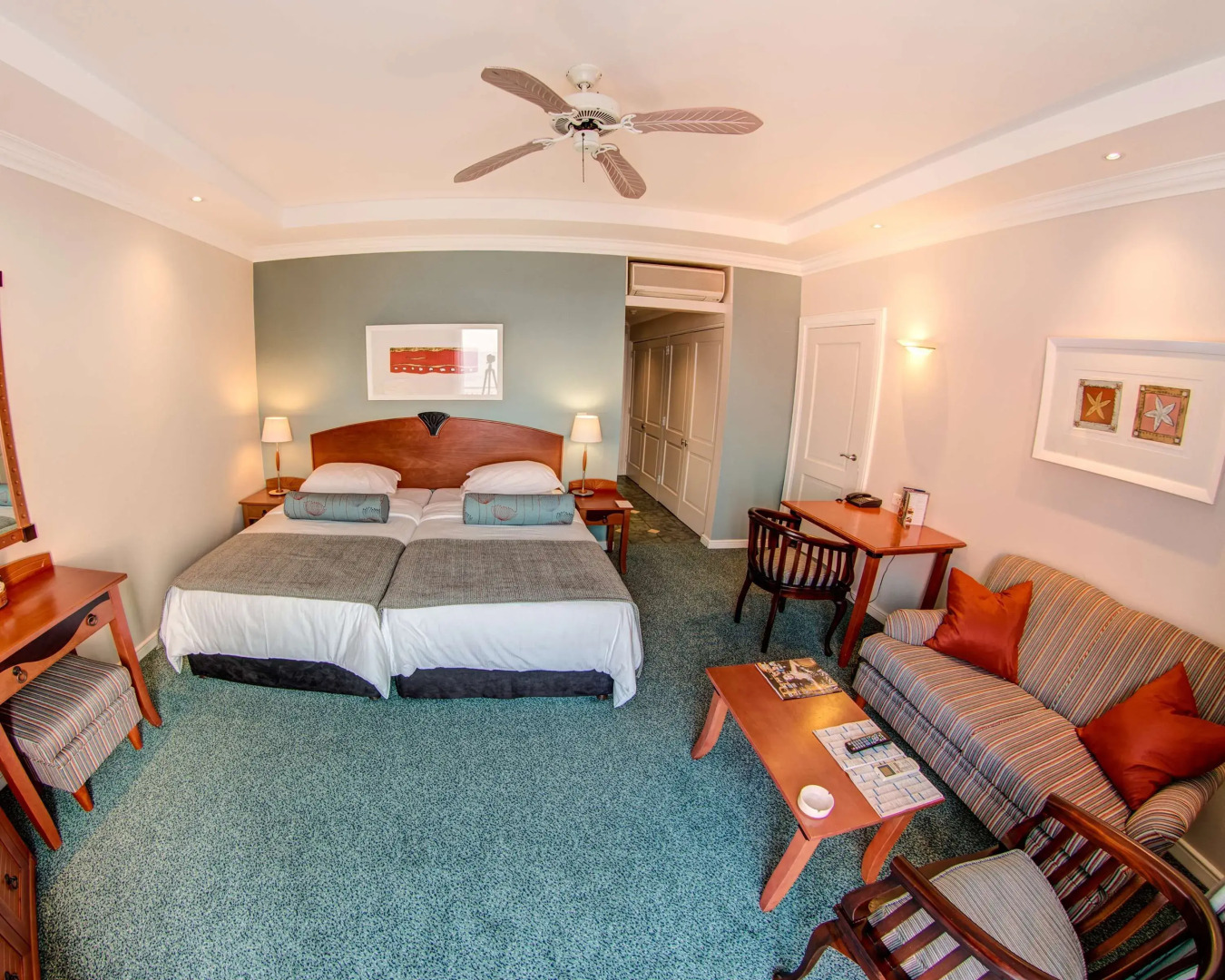 Courtyard Hotel Gqeberha