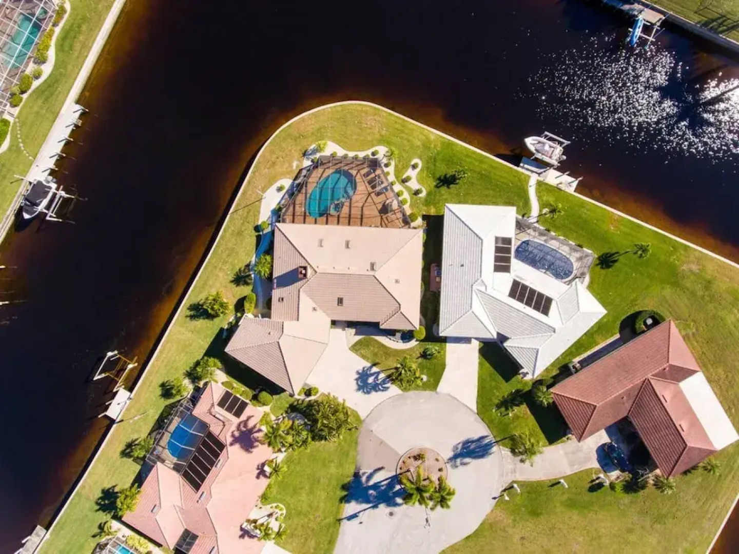 Waterfront Villa With Heated Pool Spa