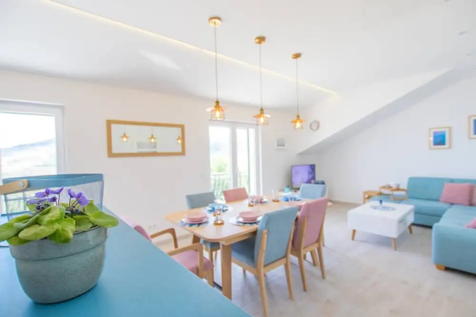 Remarkable 5-bed Villa in Labin