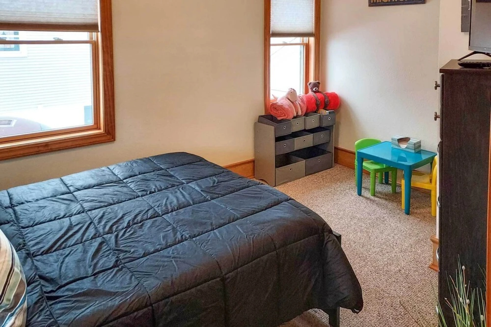 All-season Grand Haven Getaway With Deck!