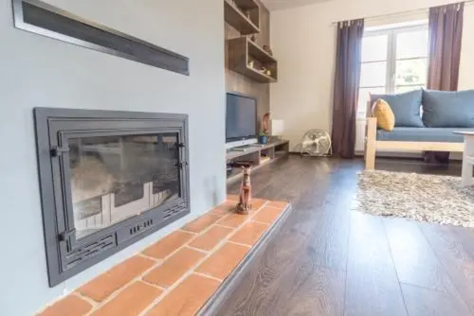 Villa Sirius in center of CB.