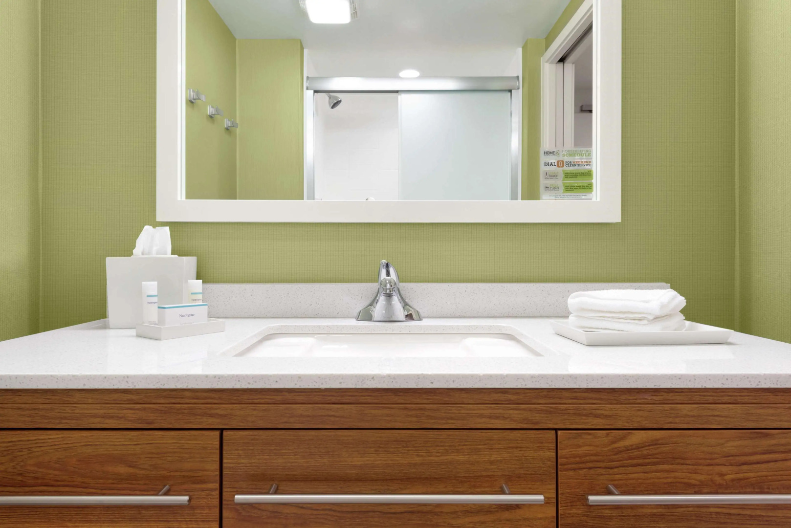 Home2 Suites by Hilton Milwaukee Airport