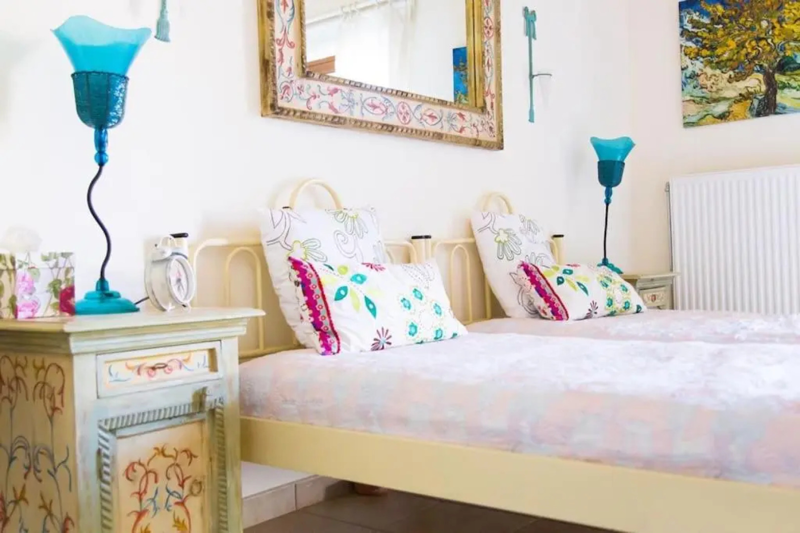 Seafront Luxury Villa w 5-en Suite BR BBQ