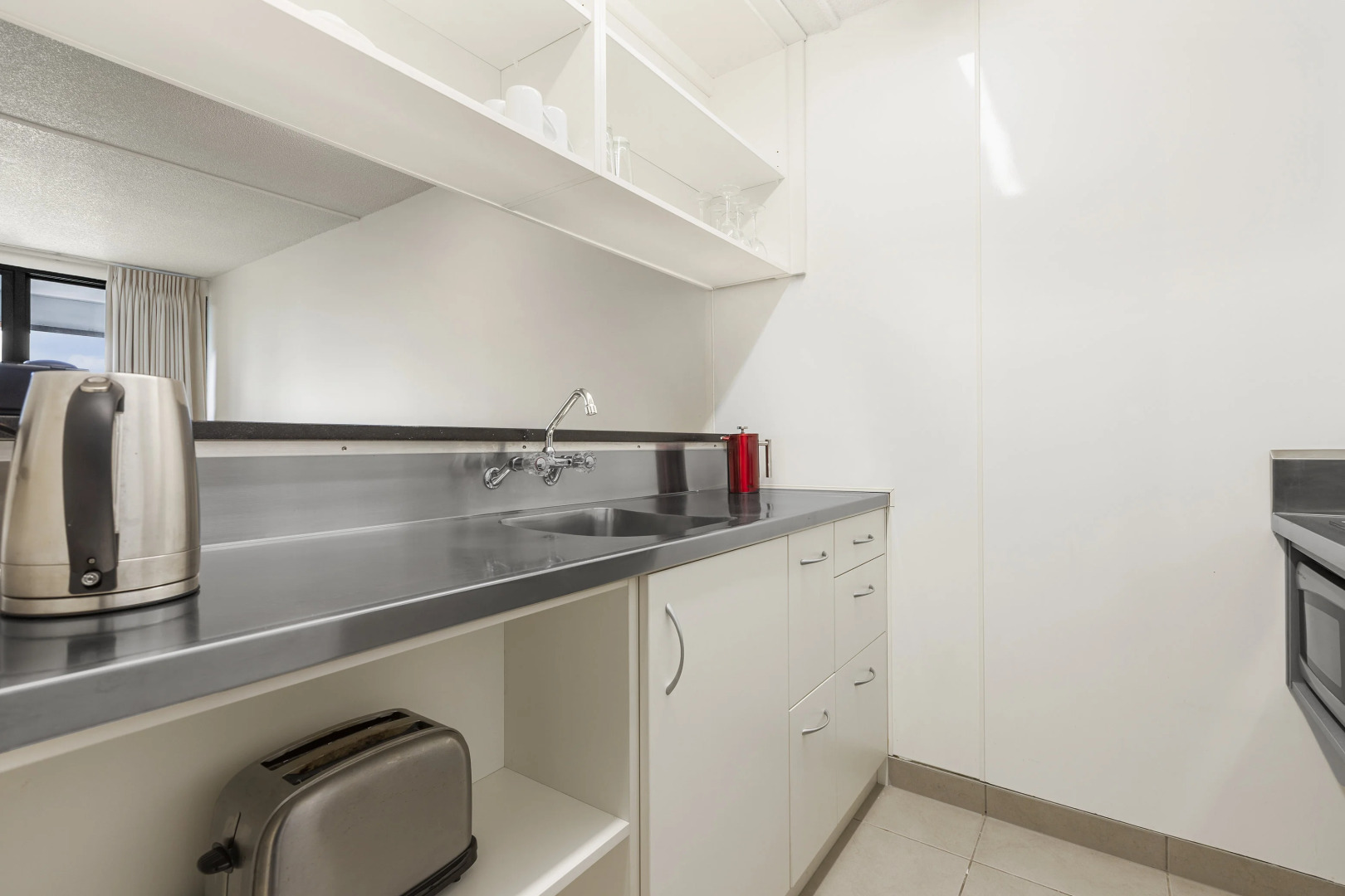 The Parnell Hotel & Conference Centre