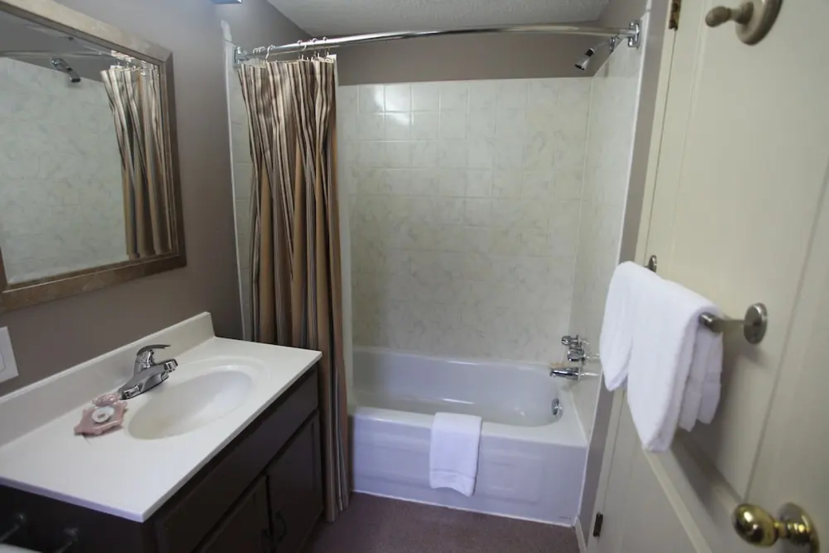 Richca Chalets Resort