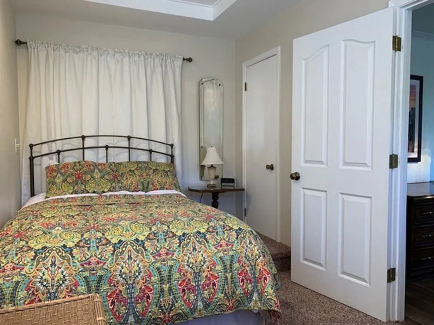 Hillside Cottage Retreat